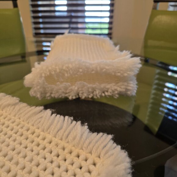 White Woven Cotton Placemats With Fringe Set Of 2 VTG Funky Retro Decor 13x18" - Picture 3 of 9